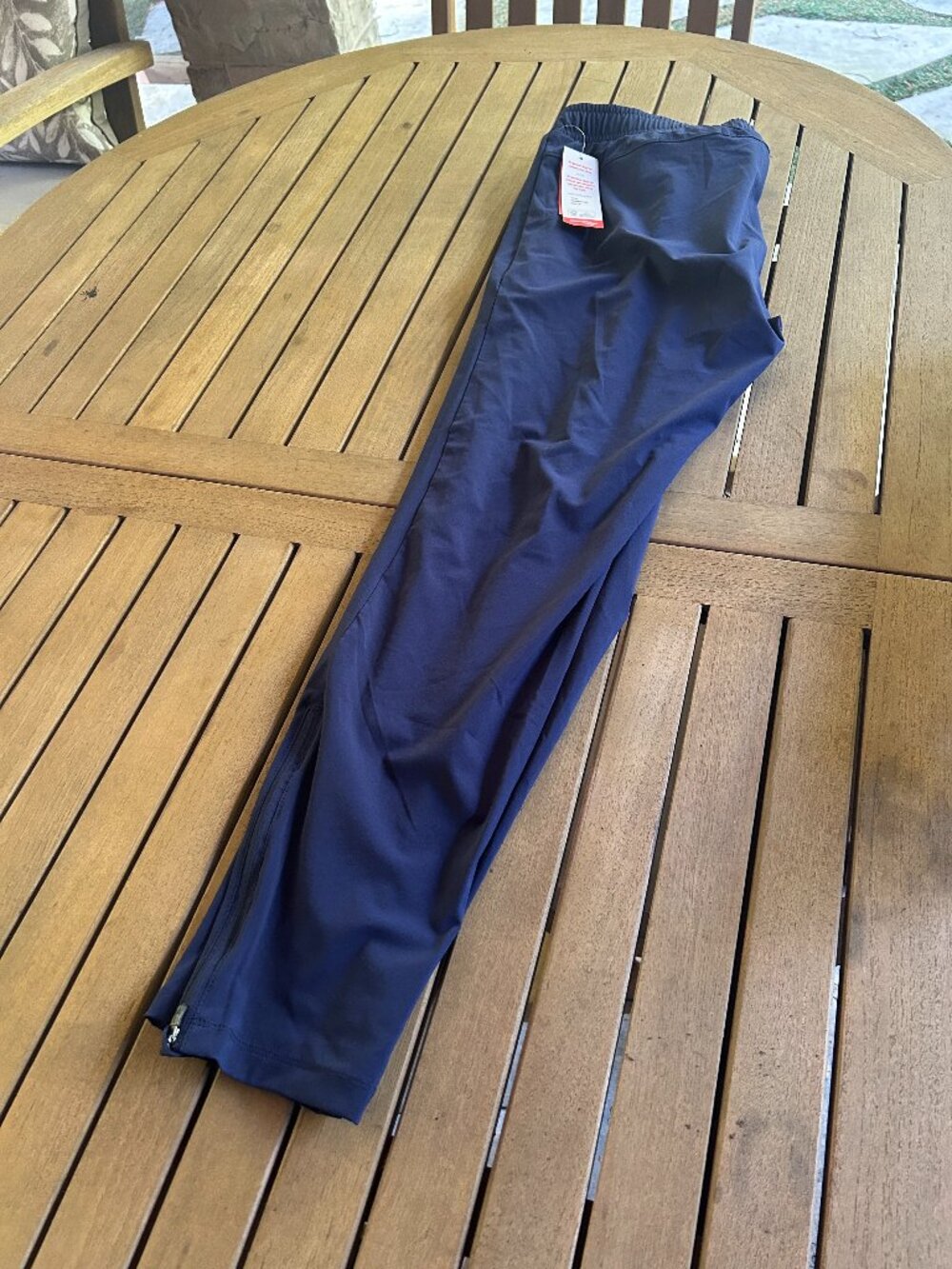 Saucony Boston Woven Pants – New with Tags – Men’s Medium